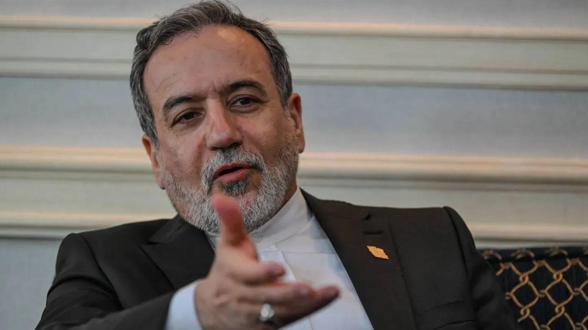 وەزیری دەرەوەی ئێران ئەگەری كۆبوونەوەی خامنەیی و ترەمپ رەتدەكاتەوە